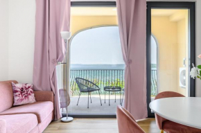 Casa Vacanze Maddalena - Palazzetto sul lago - Diamante Rosa Marta